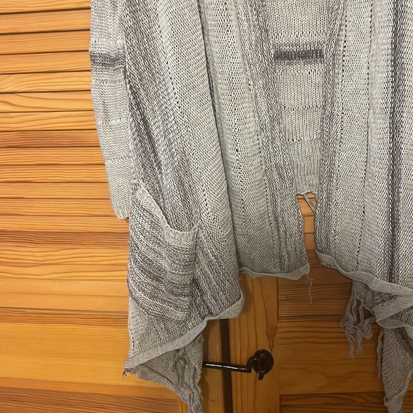 Billabong Medium Sweater - Picture 4 of 5